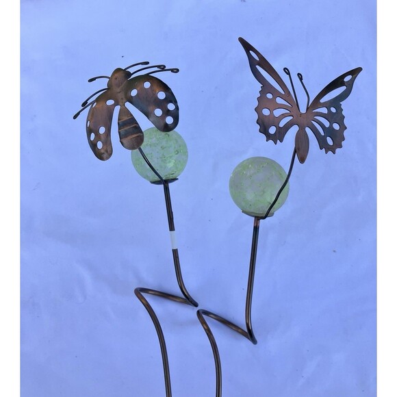 Ladybug & Butterfly Garden Stakes Picks Copper Colored Glow In The Dark Globes - Picture 1 of 5
